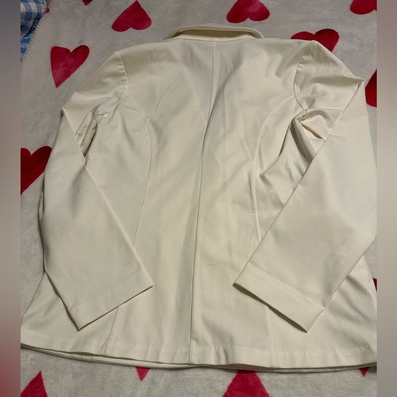 NWT CAPSULE 121
The Star Jacket In Ivory - Picture 6 of 16